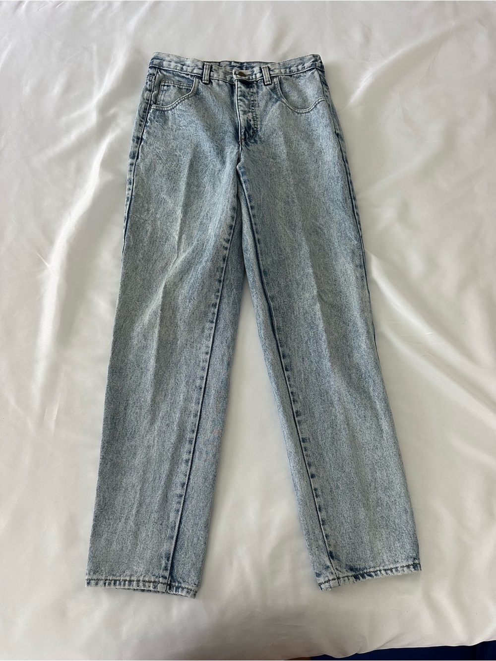 Vintage Calvin Klein Light Blue Jeans - Picture 2 of 8